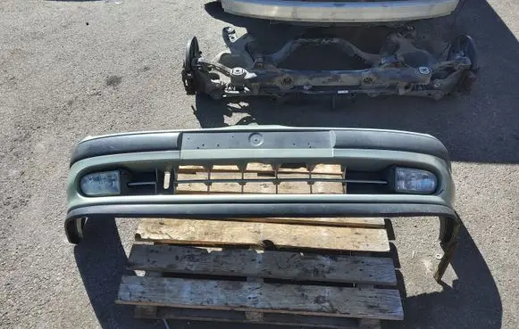 Renault Megane I Front bumper 7700834253 7700834251