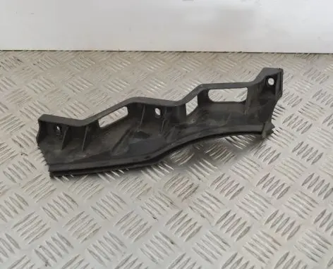 Volkswagen PASSAT B6 Front bumper mounting bracket 3C0807890