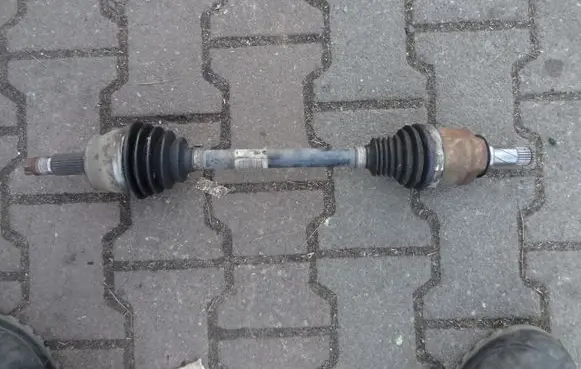 Opel Corsa D Front driveshaft 10198807