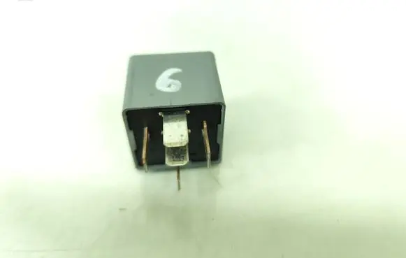 Renault Trafic III (X82) Other relay 8200587119