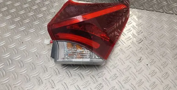 Toyota Auris E180 Rear/tail lights