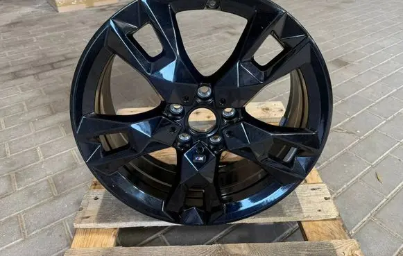 BMW 1 F70 R18 alloy rim 5A45271