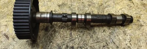 Subaru Legacy Camshaft ej20 L4in
