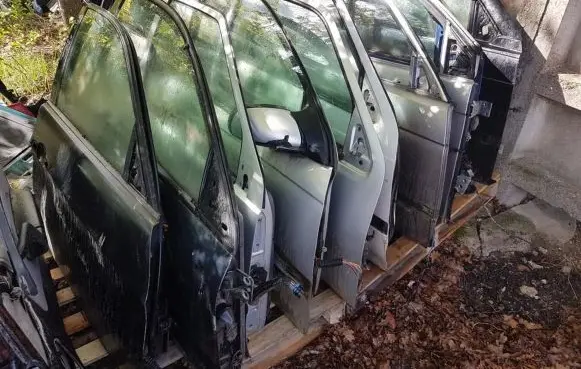 Peugeot 605 Front door
