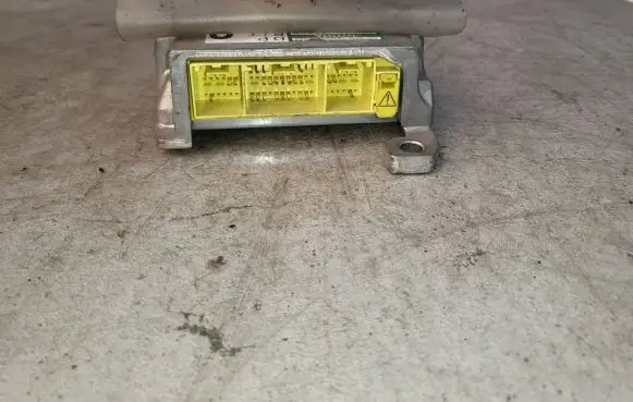 Toyota RAV 4 (XA20) Airbag control unit/module 8917042090