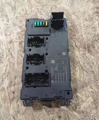 BMW 3 F30 F35 F31 Central body control module 0003000002 00000F48 9293309