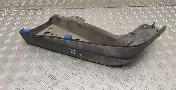 Toyota Prius (XW20) Rear bumper corner part panel trim 7608847010 5210947010