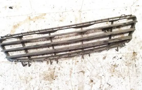 Opel Astra H Front bumper lower grill 24460271