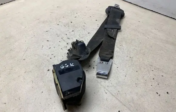 Volkswagen Sharan Rear seatbelt 160399