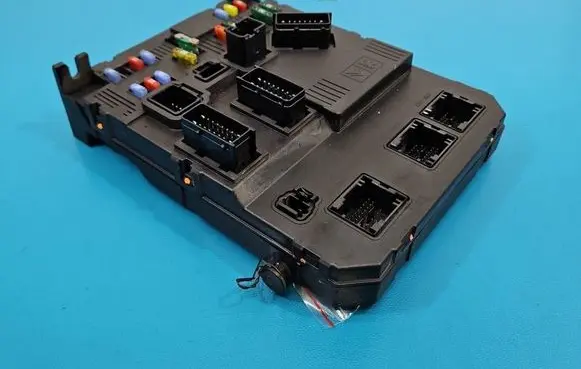Citroen Xsara Picasso Central body control module 9653667680 IMPRK1583681