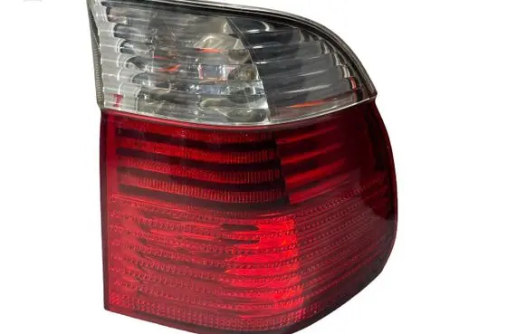 BMW 5 E39 Rear/tail lights 2496339 393390