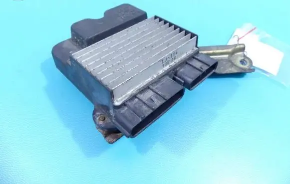 Toyota Avensis T250 Central body control module 89871-20040 IMPRK1354401