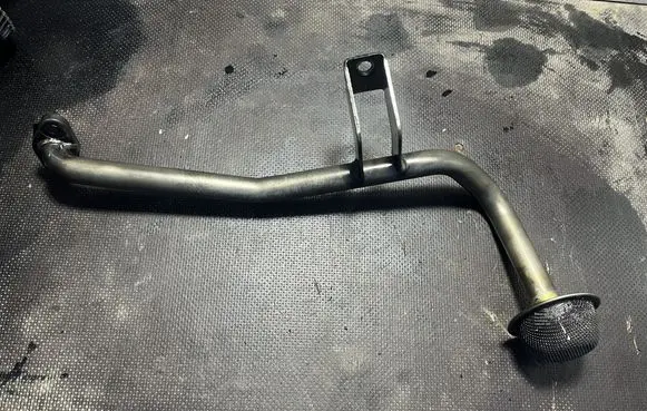 Mitsubishi L200 Oil sump strainer pipe 
