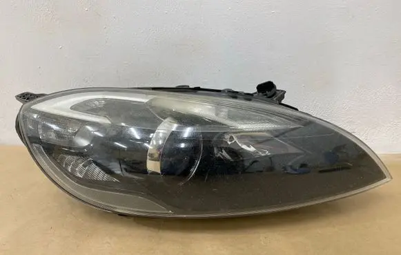 Volvo V40 Headlight/headlamp 31420010