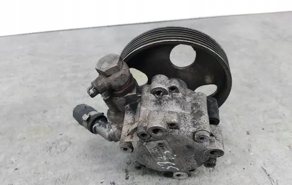 Peugeot 407 Power steering pump