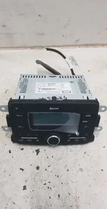 Dacia Sandero II Radio/CD/DVD/GPS head unit 281156864R RV3DR3030E