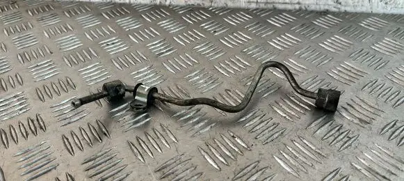 Honda CR-V Fuel injector supply line/pipe 
