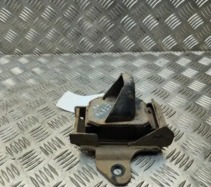 Isuzu D-Max Engine mount bracket 8983699751