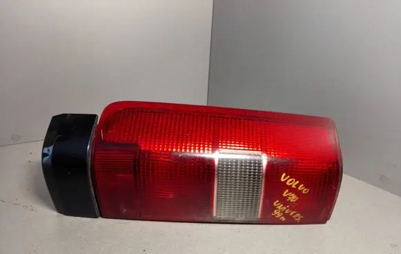 Volvo S70 V70 V70 XC Rear/tail lights 3512424 3512318