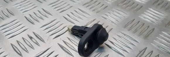 Toyota Avensis T250 Rear door sensor 