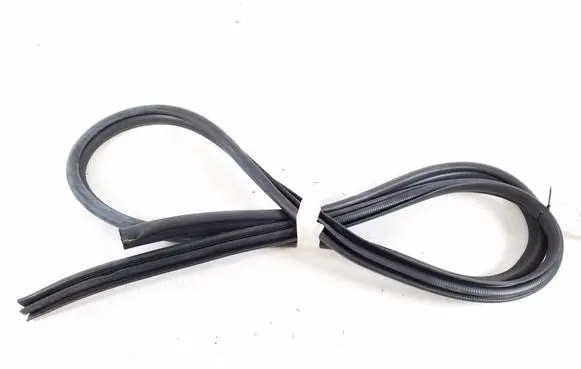 Toyota Yaris Front door rubber seal 62312-0D110