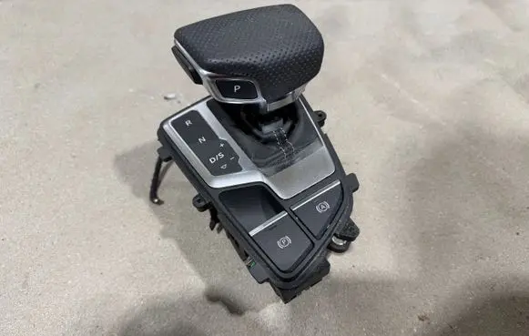 Audi A4 S4 B9 8W Gear shifter/selector 8W1713041Q