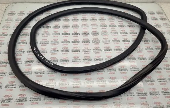 Front door rubber seal