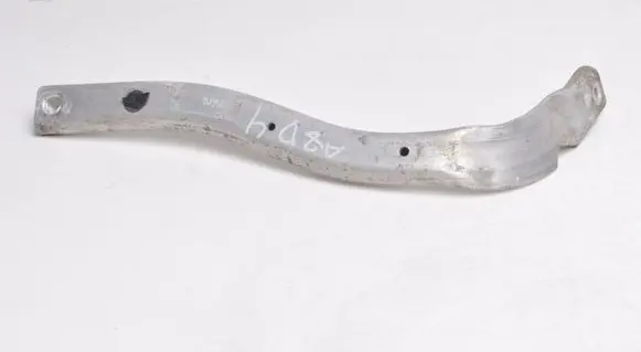 Audi A8 S8 D4 4H Fender mounting bracket 4H0821260C