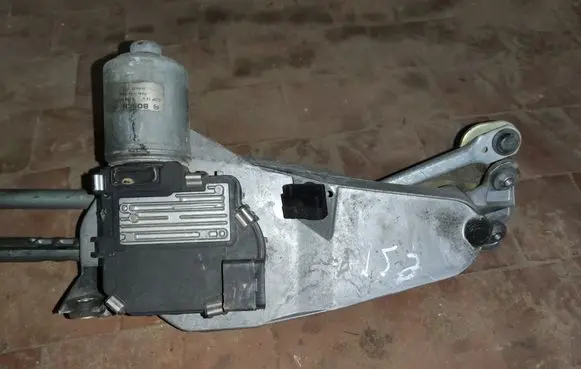 Renault Espace - Grand espace IV Front wiper linkage and motor