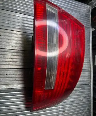 Audi A6 S6 C6 4F Rear/tail lights 4F5945096N