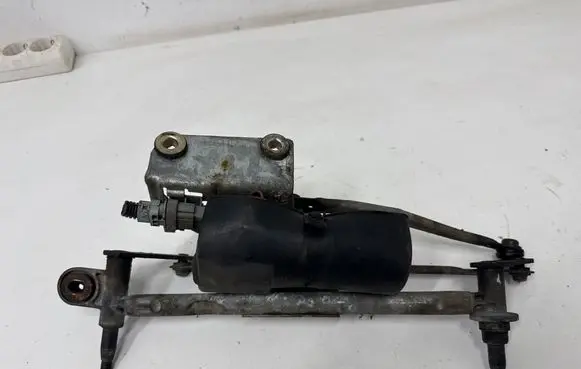 Renault Scenic I Front wiper linkage and motor 1390591136