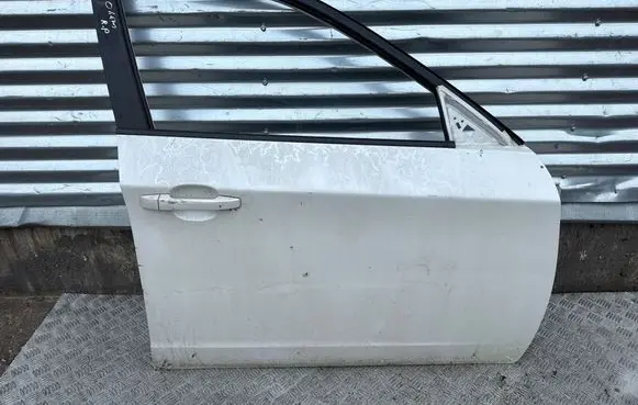 Subaru Impreza III Front door