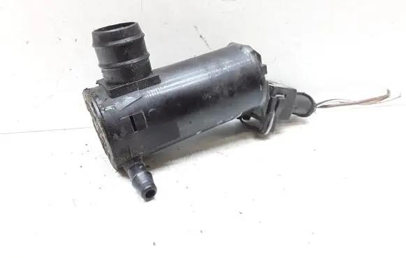 Volvo XC90 Windscreen/windshield washer pump 9169611