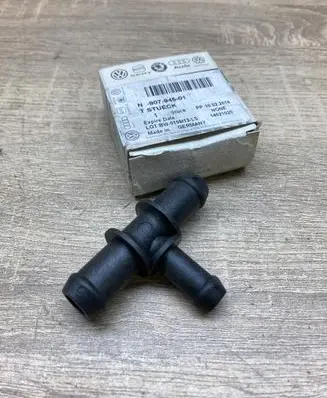 Volkswagen Touareg I Other engine part N90794501