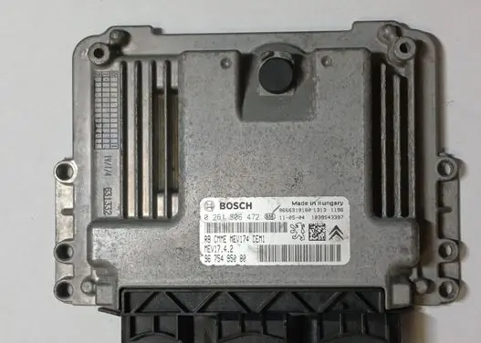 Peugeot 3008 I Engine control unit/module 9675495080 0261S06472 MEV1742