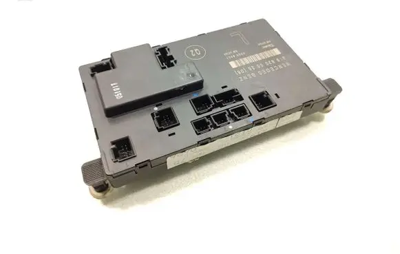 Mercedes-Benz CLS AMG C219 Door control unit/module 2198200626 00005021
