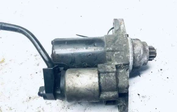 Volkswagen Fox Starter motor 001120400