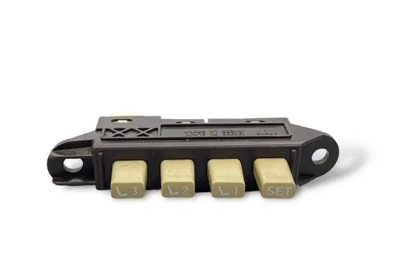 Lexus IS 220D-250-350 Seat memory switch 15A988 15A989