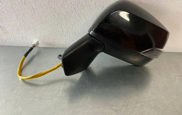 Front door electric wing mirror