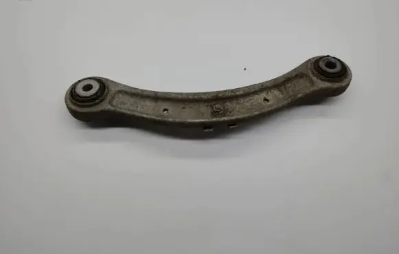 Audi Q7 4L Rear upper control arm/wishbone 7L0505375A