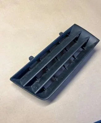 Renault Megane II Front grill 8200114156 200157