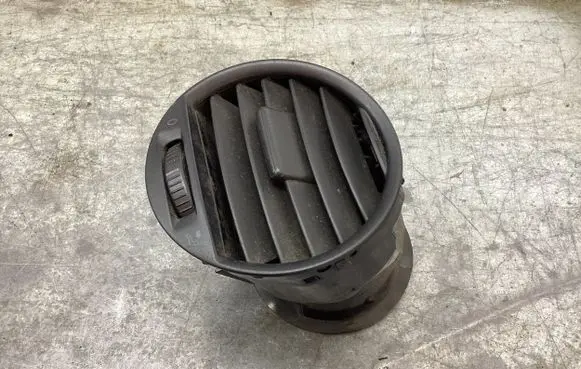 Volkswagen Caddy Dash center air vent grill 2K0819703B