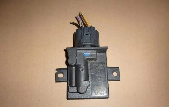 Jaguar F-Pace Fuel injection pump control unit/module FK729D370AF