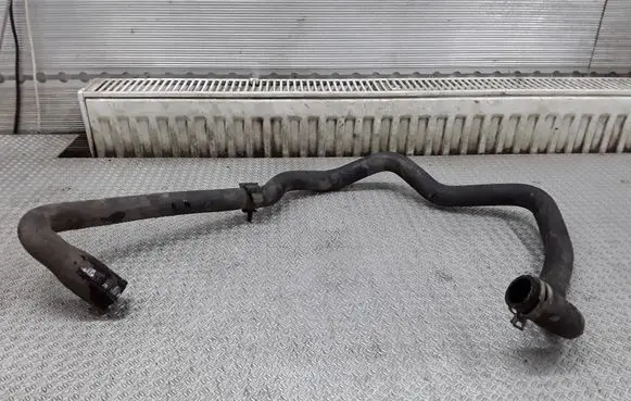 Ford Focus C-MAX Engine coolant pipe/hose 3M5H8286KJ