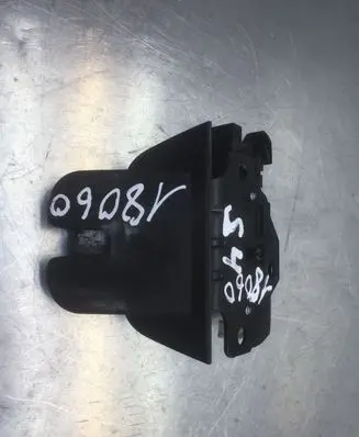 Audi A4 S4 B7 8E 8H Tailgate/trunk/boot lock/catch/latch 8E9827520 8P4827505