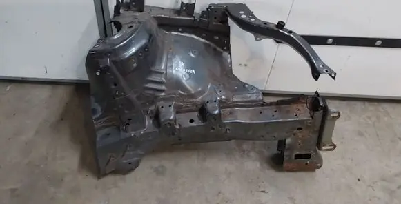 Toyota Verso Front side member 