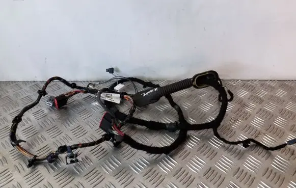Ford C-MAX II Tailgate/trunk wiring harness AV6T17N400DFD
