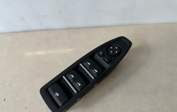 BMW 4 F32 F33 Electric window control switch 9362132