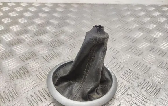 Gear lever shifter trim leather/knob