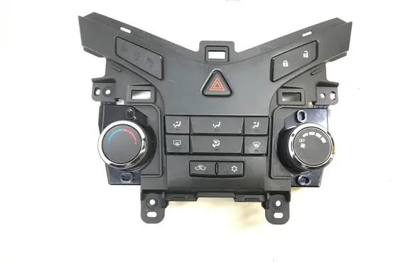 Chevrolet Cruze Climate control unit 3870548 7054 11232537